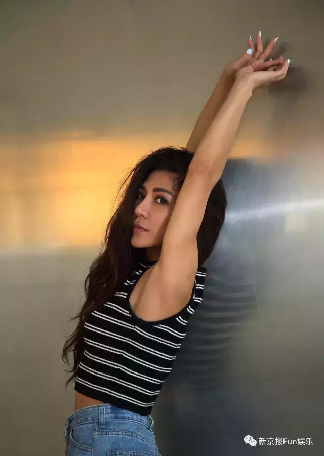 她曾是知名歌手,那英曾经淘汰的优秀选手