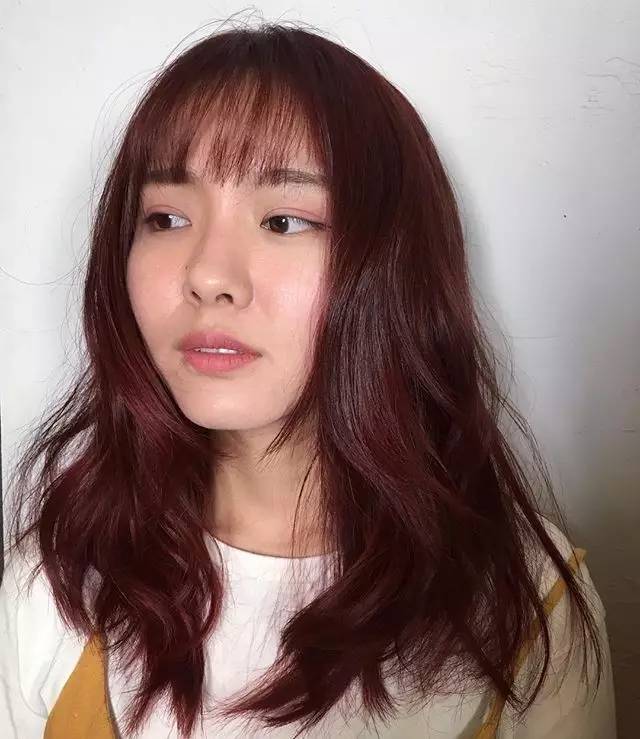 今夏最显白的3款流行发色,所有显白的颜色