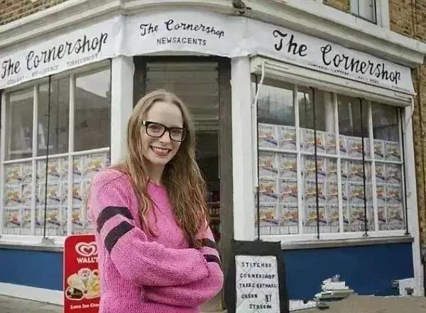 这家店9000件商品全是假货,人们却争相购买