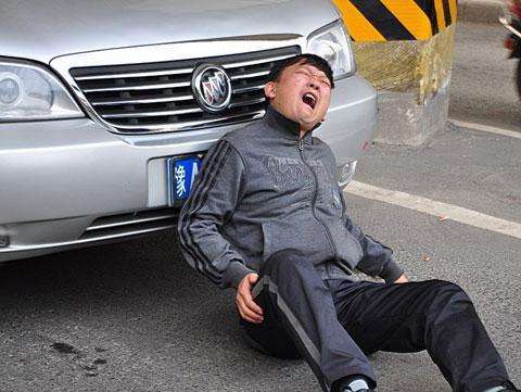 碰瓷团伙又出新招,碰瓷团伙最新招数