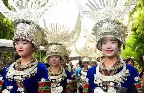 世界上有两个苦难的民族苗族,苗族是一个世界性民族