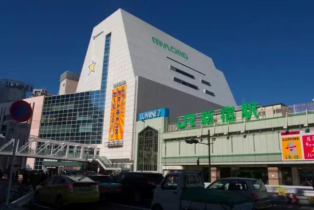 男人唯一愿意看见的绿色的东西就是抹茶，日本就做的很好