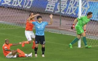 裁判讲堂|关于卓尔的这场点评我们实在不知道怎么剪……