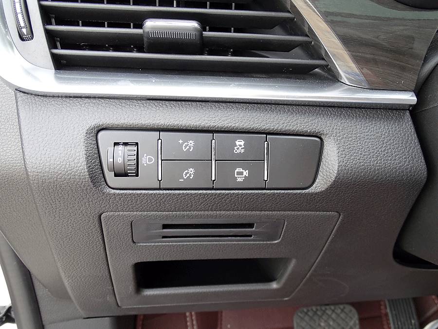 七年的宝骏560值得入手吗,宝骏560跑了八万公里还值得买吗