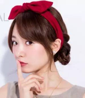 发带编发发型简单又好看,怎么编发发带发型教程