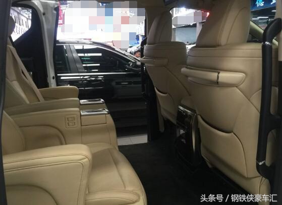 二手车交易市场奇怪东西,二手车交易市场丰田埃尔法