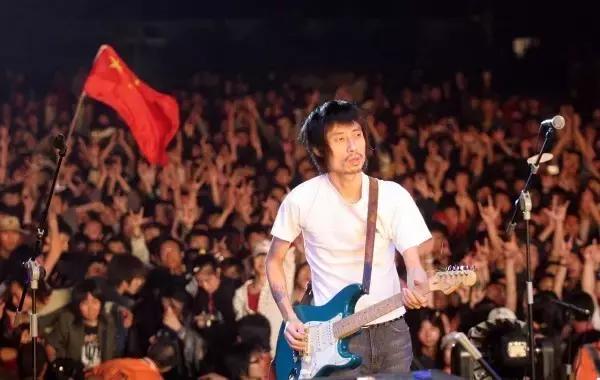 谢天笑我无法拥抱你,谢天笑消失在黑夜里