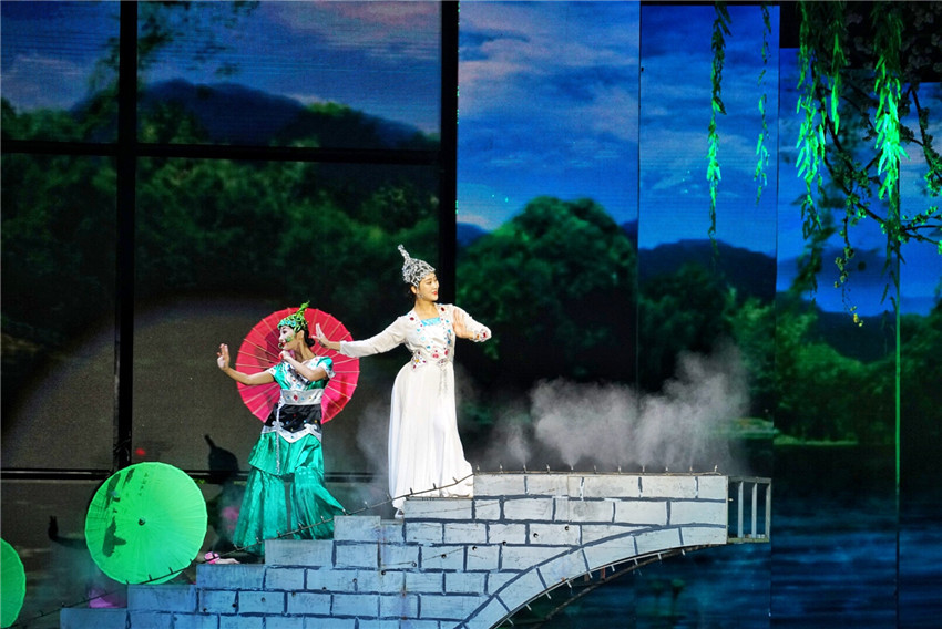 杭州给我一天还你千年,宋城千古情千年等一回