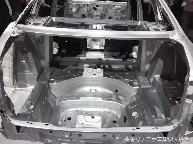 西班牙老车 (为什么外国路上那么多老车)