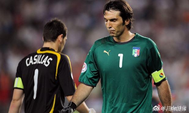 意大利布冯千场里程碑,意甲最佳球员布冯