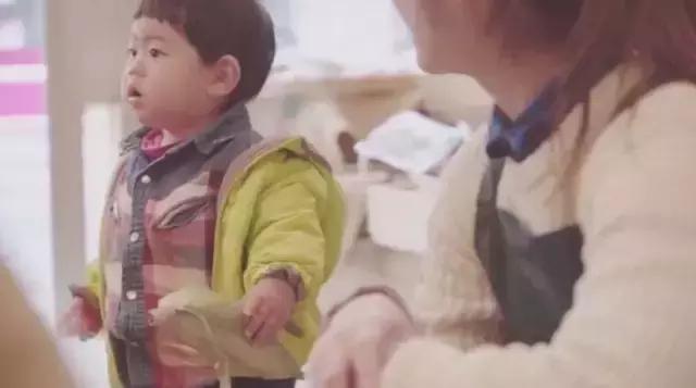 日本民众抢疯蔬菜,日本人抢购中国食物