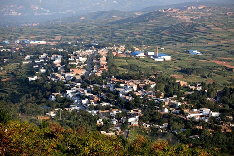 伊滨区万安山山顶公园,洛阳万安山山顶公园照片