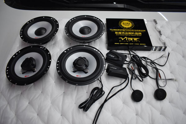 广汽传祺gs4plus原车音响效果,传祺gs4音响喇叭是什么品牌的