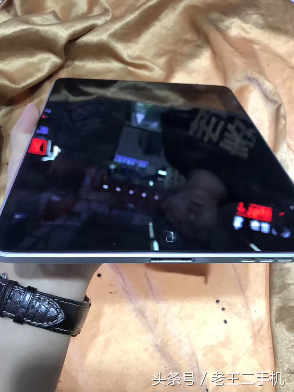 超低价的二手iphone能买吗,目前最值得购买的二手iphone