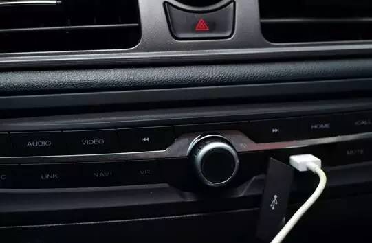 荣威e550混动使用感受,荣威e550真实用车感受