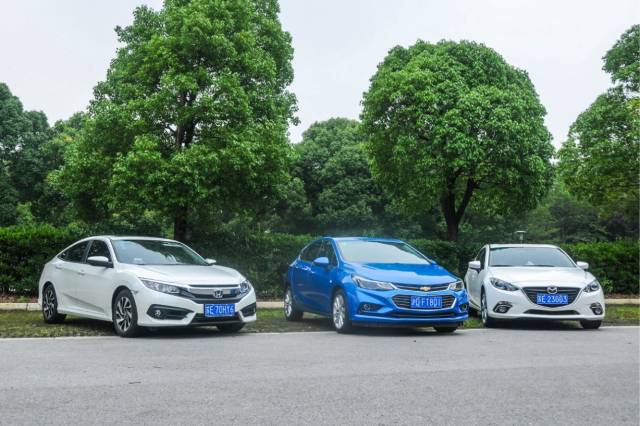 18科鲁兹和思域,两厢思域和两厢昂克赛拉怎么选