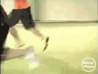 足球过人技巧小学生五年级,五人足球过人实用技巧