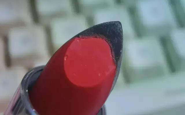 givenchy粉丝绒口红,givenchy限量粉羊皮变色唇膏