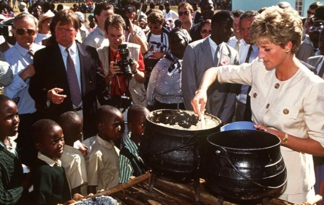 戴安娜王妃的时尚品味,戴安娜王妃复古风格