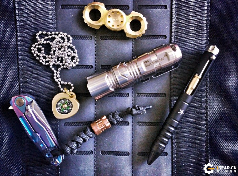 《建军大业》唯一刀具授权品牌的汉道，给我们带来满满的家国情怀