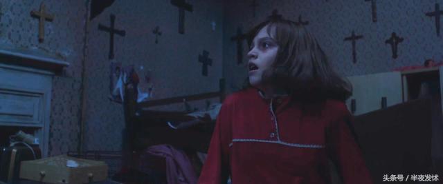 图解电影《招魂2》｜恶鬼折磨萝莉的一百种方法，被吓到漏尿