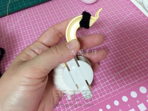 用小皮筋做戒指的小教程,做简单又漂亮的蝴蝶结戒指