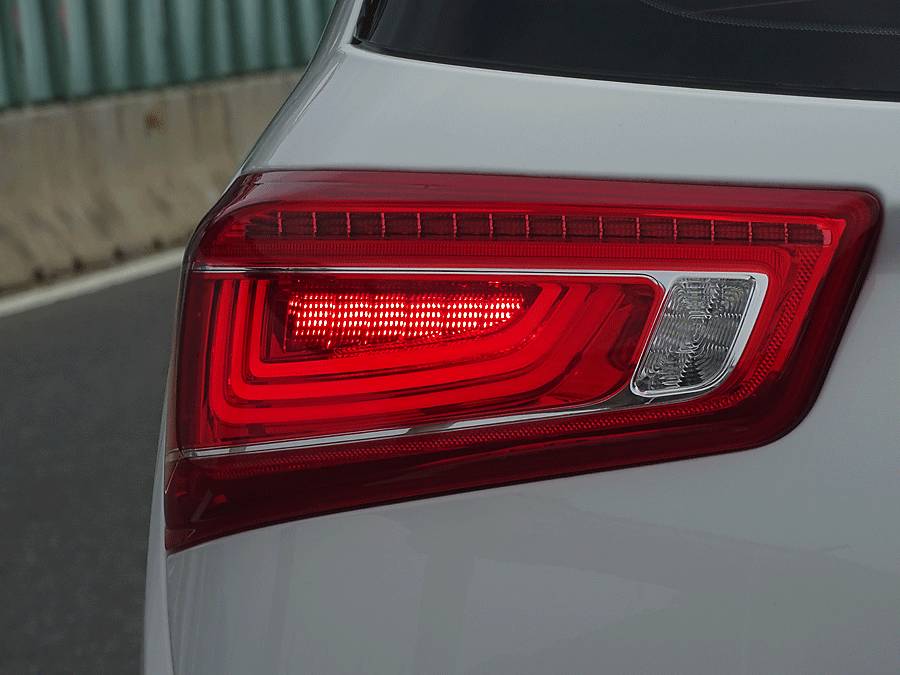 宝骏560半自动挡值得入手吗,2019款全新宝骏560自动挡顶配