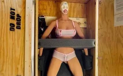 你知道全球最真实的充气人偶是怎样制作出来的吗?