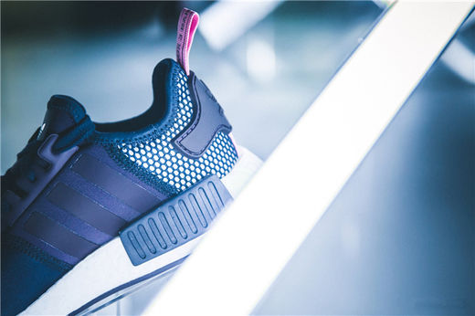 adidasflagship探店,adidasnmd红