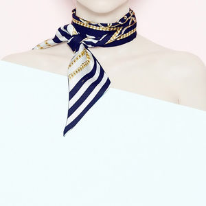 爱马仕丝巾旧款打折,爱马仕丝巾向女王致敬特别款