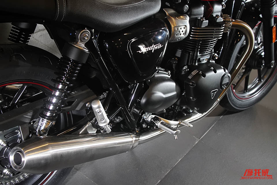 凯旋bonneville1200,凯旋bonneville红色