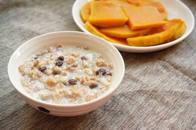 燕麦粥的做法大全,牛奶燕麦粥好还是鸡蛋燕麦粥好