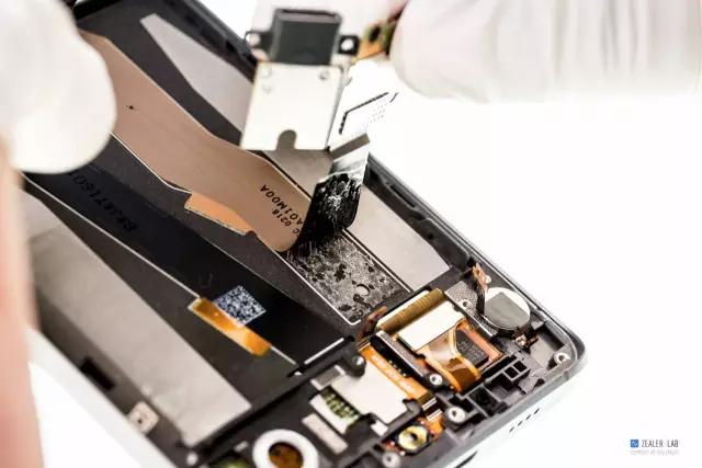 小米5拆解屏幕,小米黑鲨5拆机