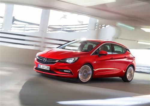 欧宝雅特别克威朗,别克威朗和欧宝雅特的关系