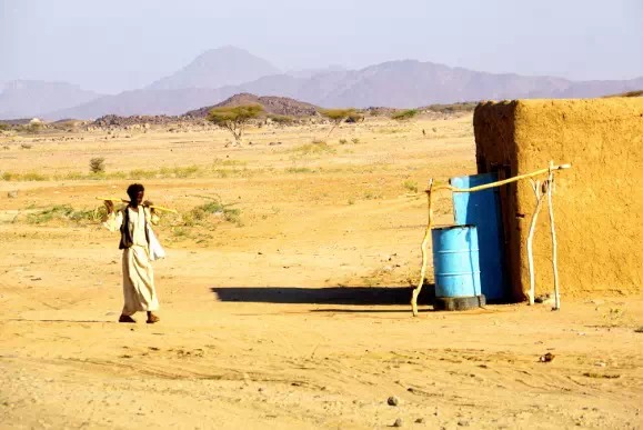 北石:在非洲苏丹被请到警察局过夜是怎样的体验