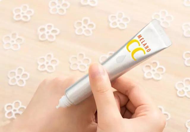 10件口碑超高的美白单品,让你「白」成一道光,我们白着呢!