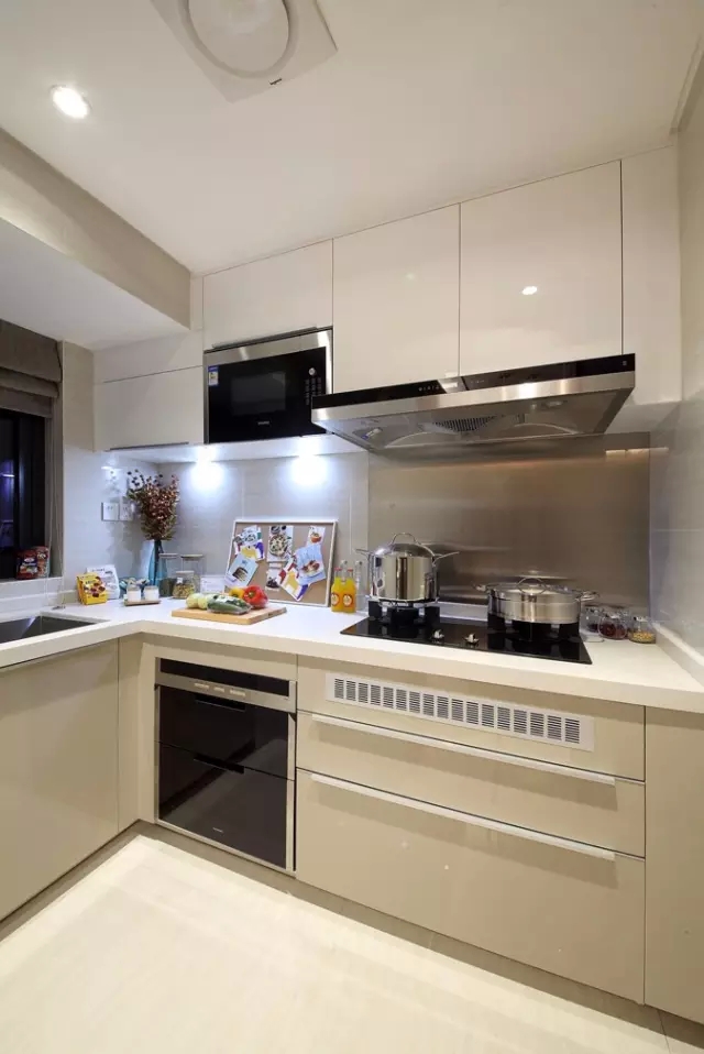 中式油烟机与欧式油烟机图片,中式油烟机好还是侧吸油烟机好