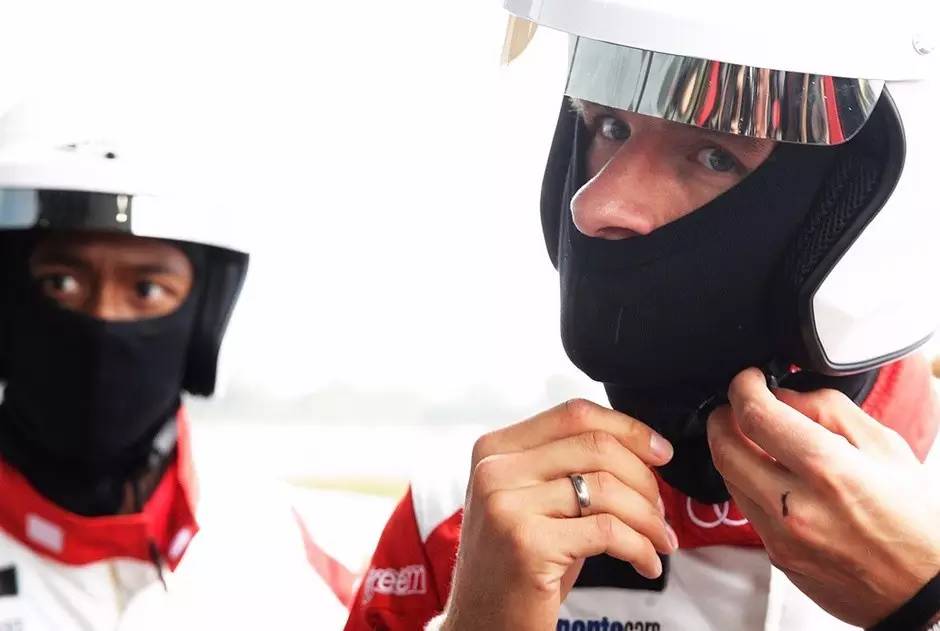 一个仅仅在替补上场九分钟，就射了五次的男人