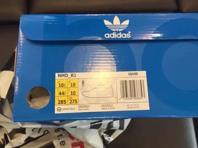 你脚上NMD的“前世今生”都在鞋盒上