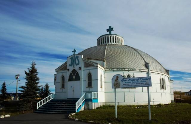 自驾全球最冷的小镇零下71度,自驾去世界上最寒冷的城市