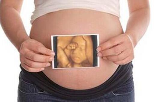 孕28周做的胎儿心脏彩超羊水多,怀孕八个月检查出胎儿心脏问题