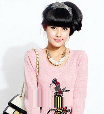 发型是好发型可惜脸大配不上,脸大发型女2021流行发型