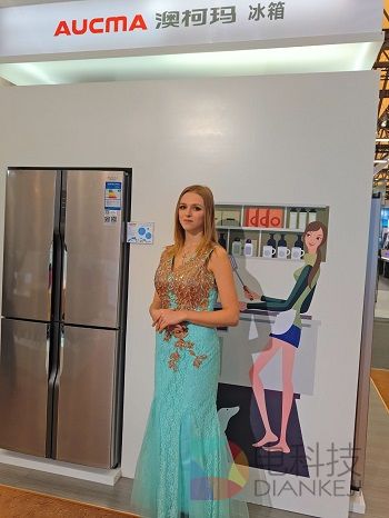 妹子多过车展所有AWE你想看的都在这里