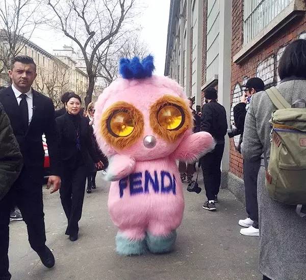 种草机｜2016秋冬米兰时装周仙包辑