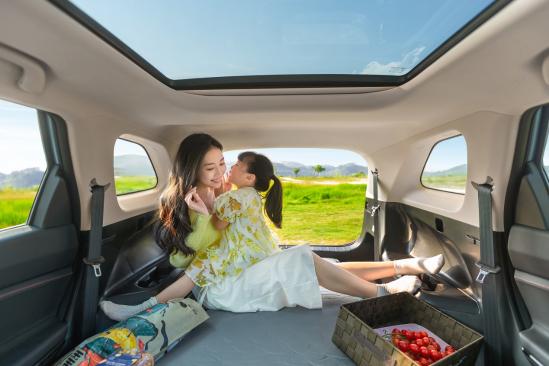 欧尚x7plus七座坐满人,欧尚x7plus7座和欧尚z6哪个好