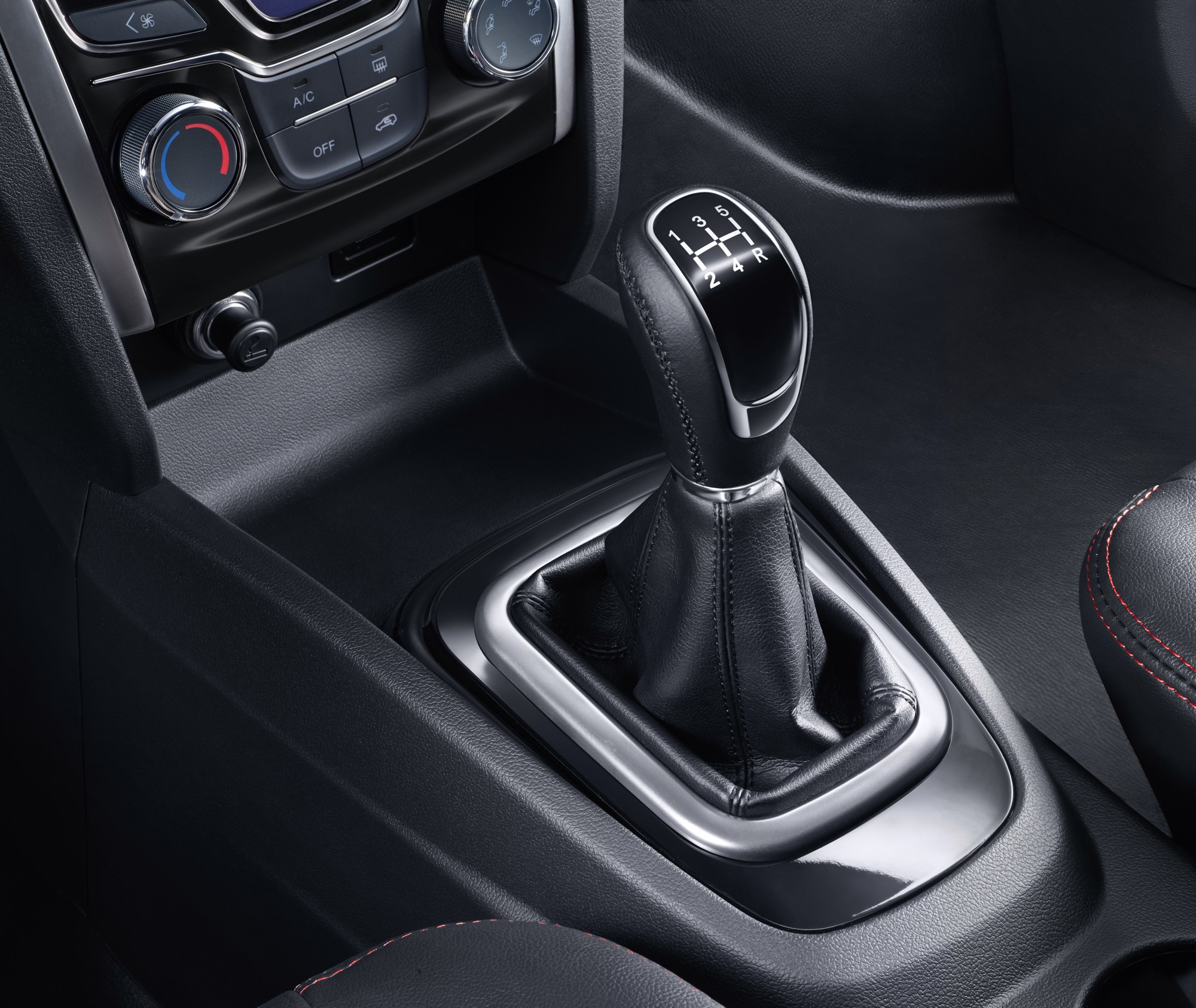 16年七座开瑞k50s车家用车型推荐,开瑞k60新款7座油电混动suv