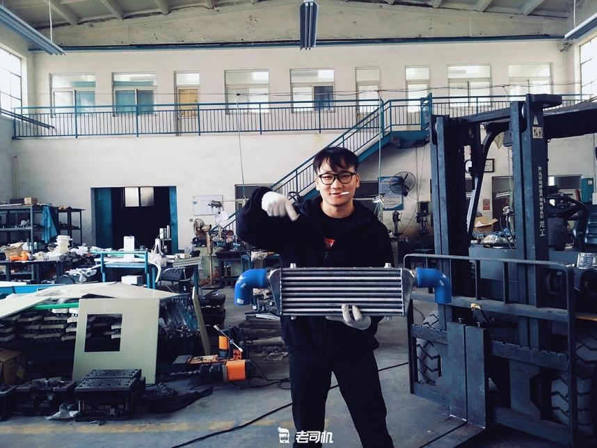 后驱五菱宏光爆改,爆改的五菱宏光竟然能上天