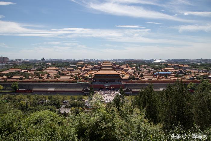 腾龙2.8恒定变焦镜头,大变焦镜头腾龙18-400怎样