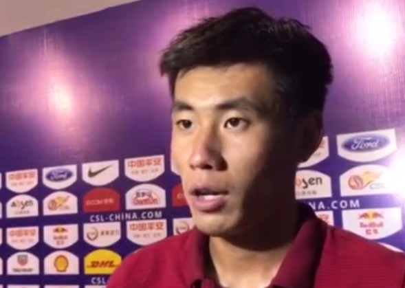 京媒谈争议判罚,京媒解说炮轰裁判