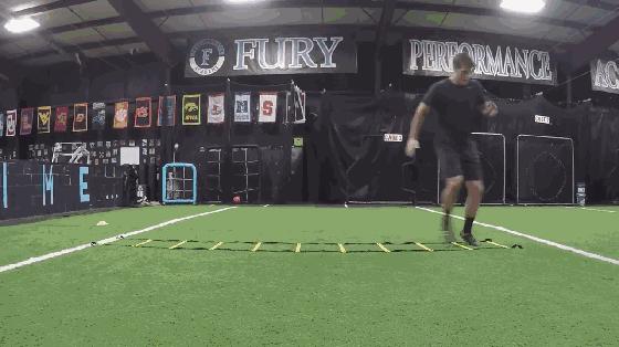 绳梯软梯训练视频,绳梯训练10种方法